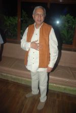at SAB tv party for shows Chidiya Ghar and RK Laxman Ki Duniya in Red Ant on 28th Nov 2011 (5).JPG